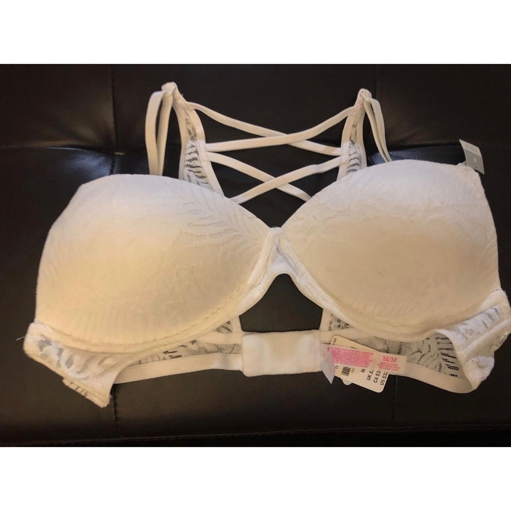 Victoria’s Secret White Lace Full Coverage Bra